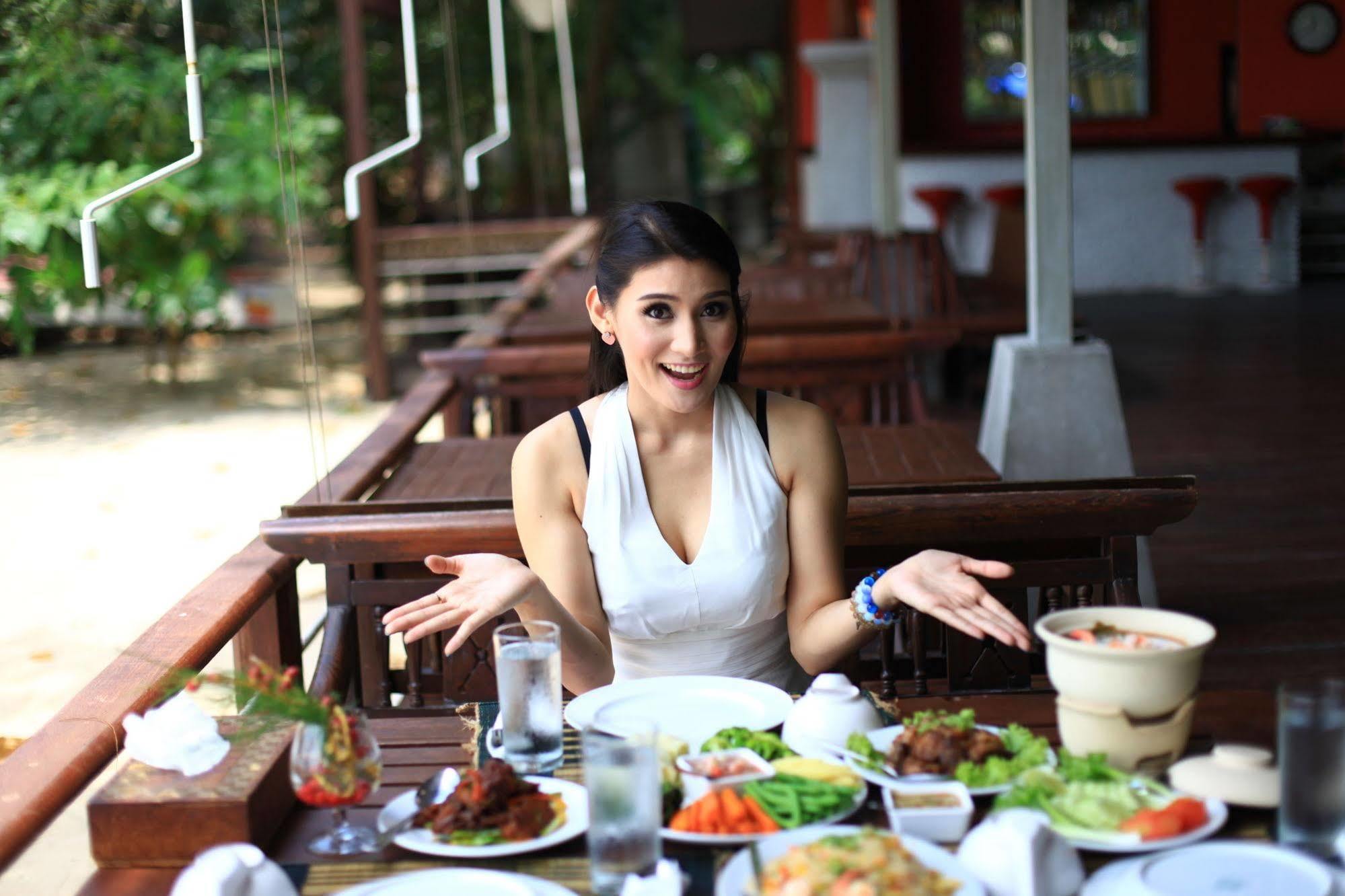 Baan Panwa Resort&Spa Buitenkant foto