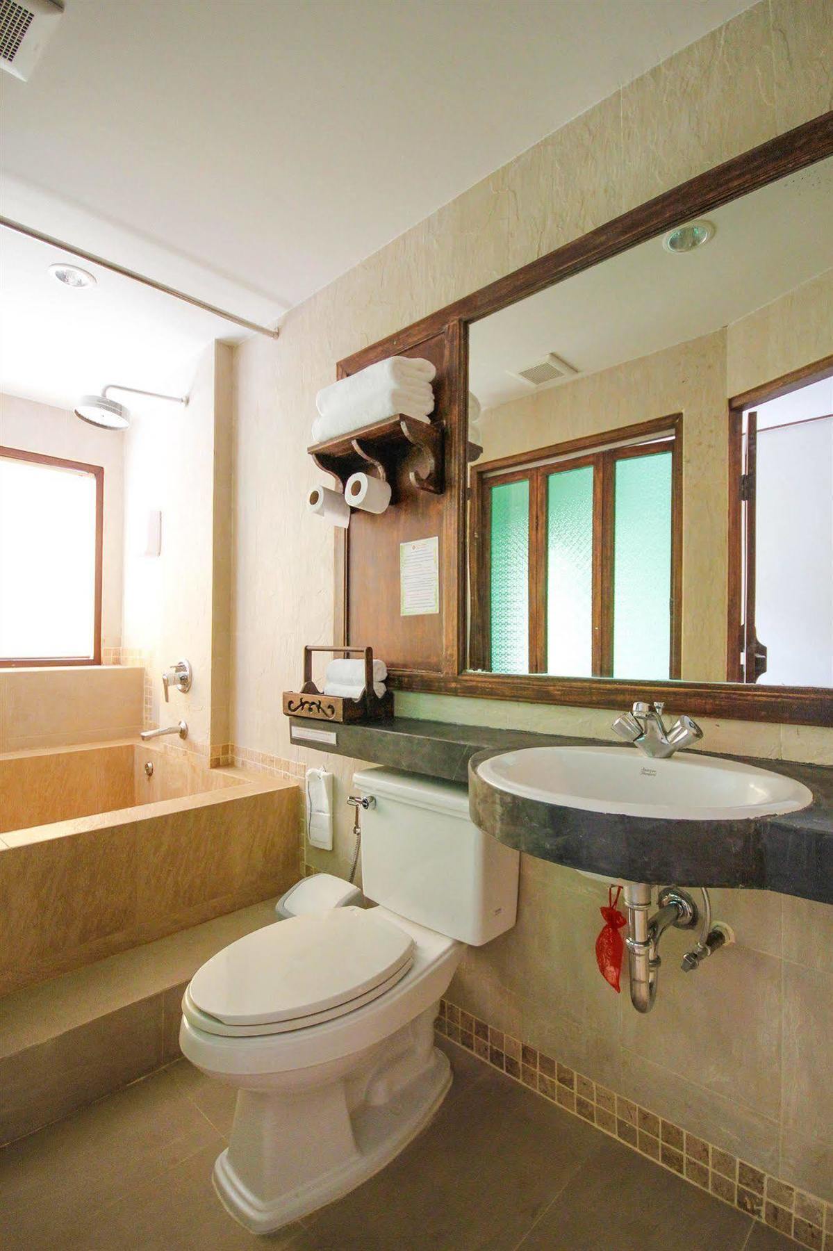 Baan Panwa Resort&Spa Buitenkant foto