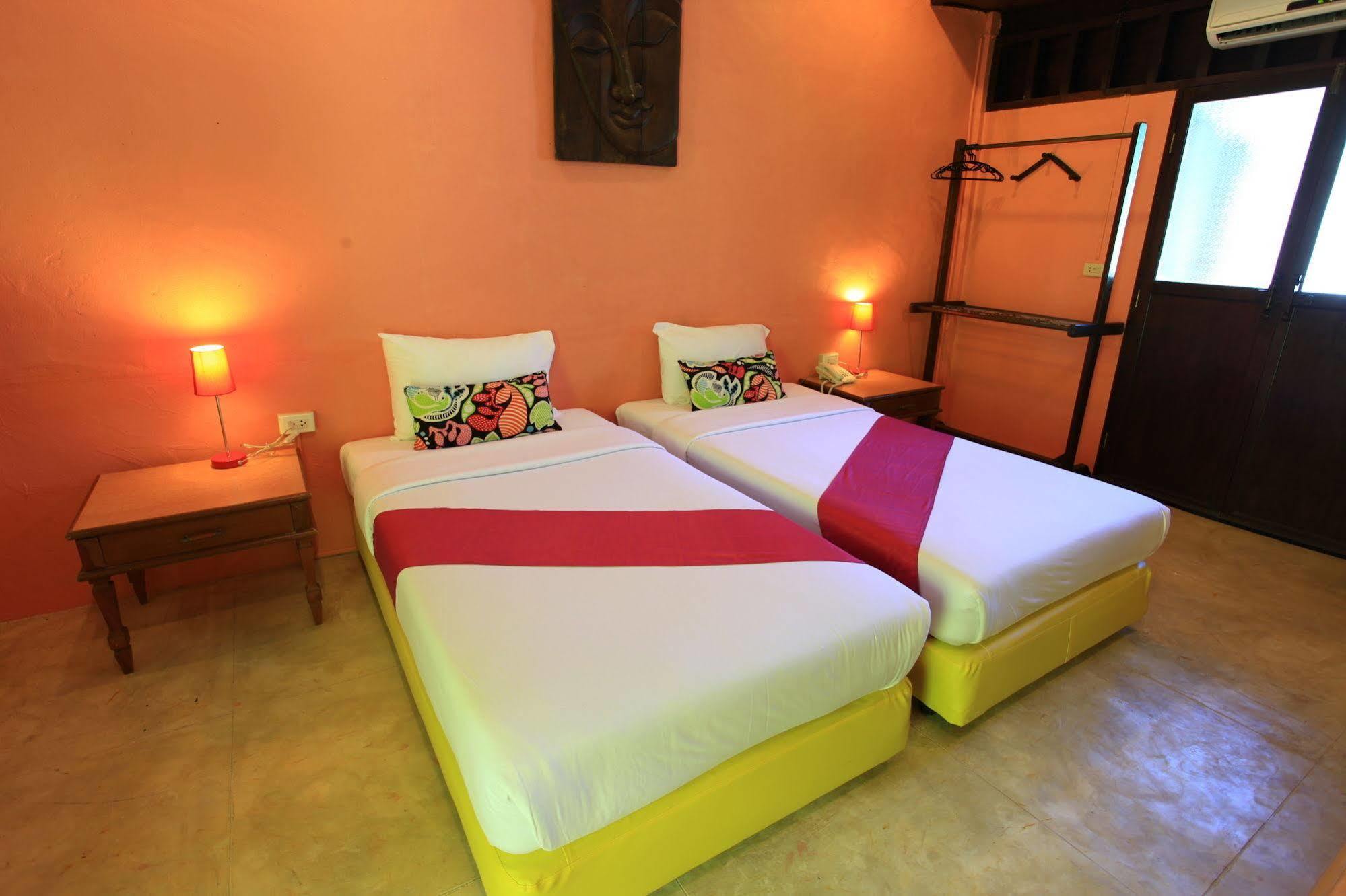 Baan Panwa Resort&Spa Buitenkant foto