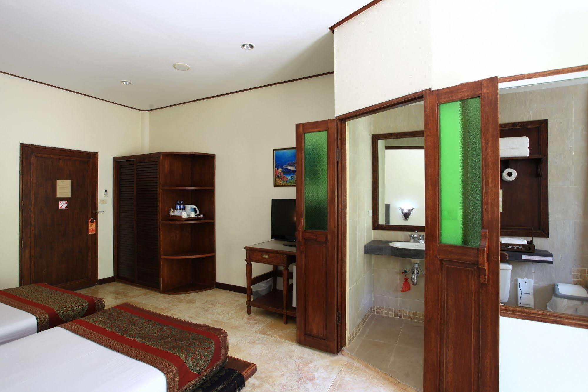 Baan Panwa Resort&Spa Buitenkant foto