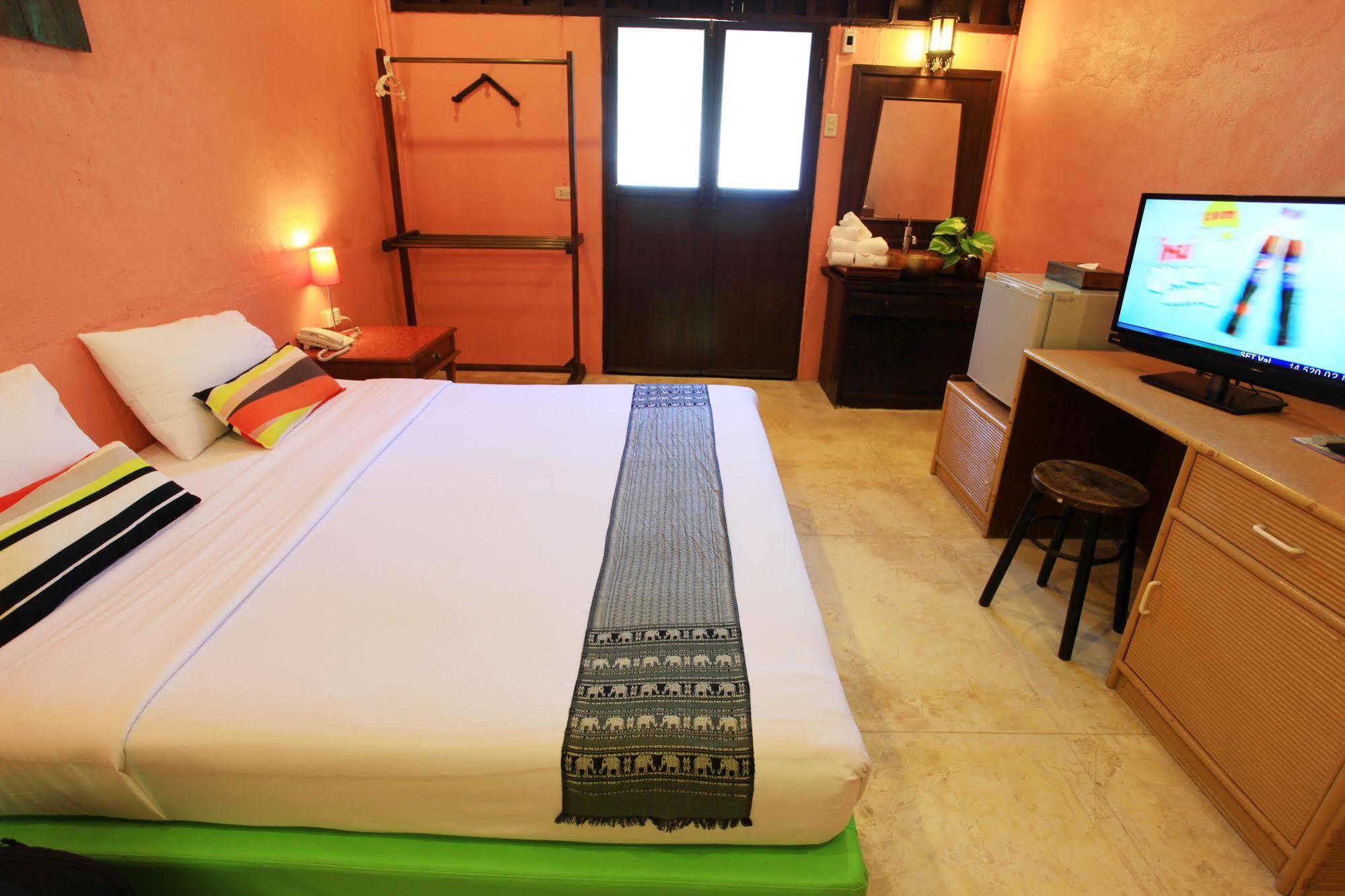 Baan Panwa Resort&Spa Buitenkant foto