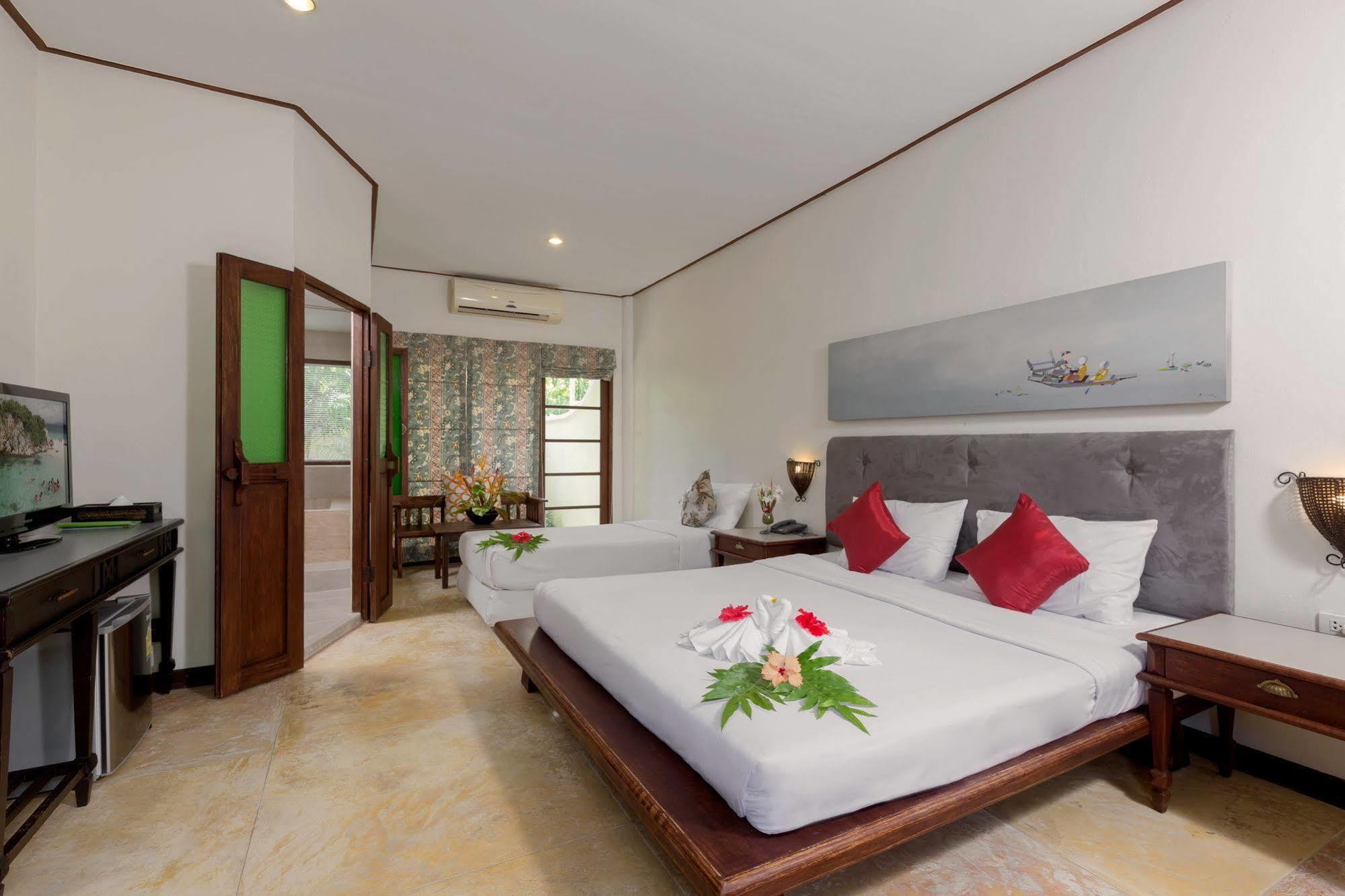 Baan Panwa Resort&Spa Buitenkant foto